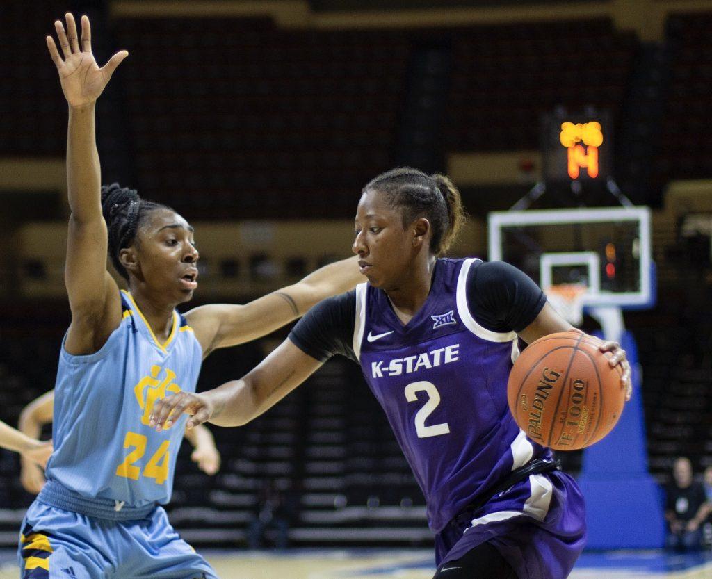 Women’s basketball stumbles in final minutes in tough loss to Kansas State