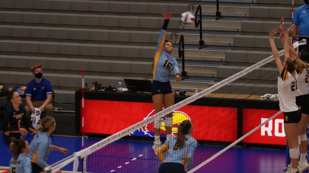 Kansas City volleyball acquires win over Albany