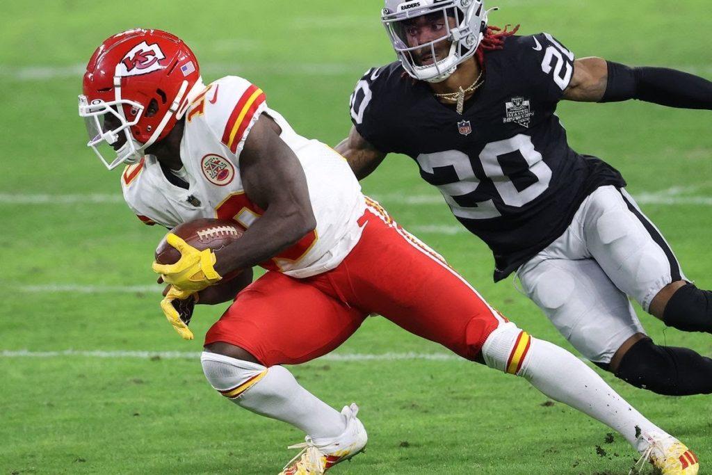 Tyreek Hill had a return to form on Sunday, recording 83 receiving yards and two touchdowns. (Arrowhead Pride)