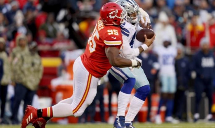 Chiefs’ defense dominates, leads to a 19-9 win