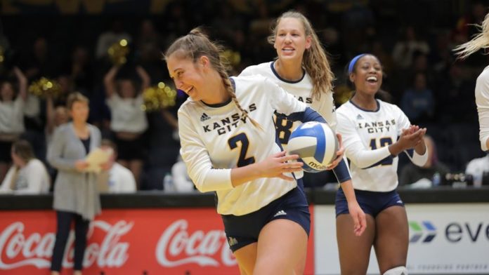 Roos volleyball bounces back against St. Thomas