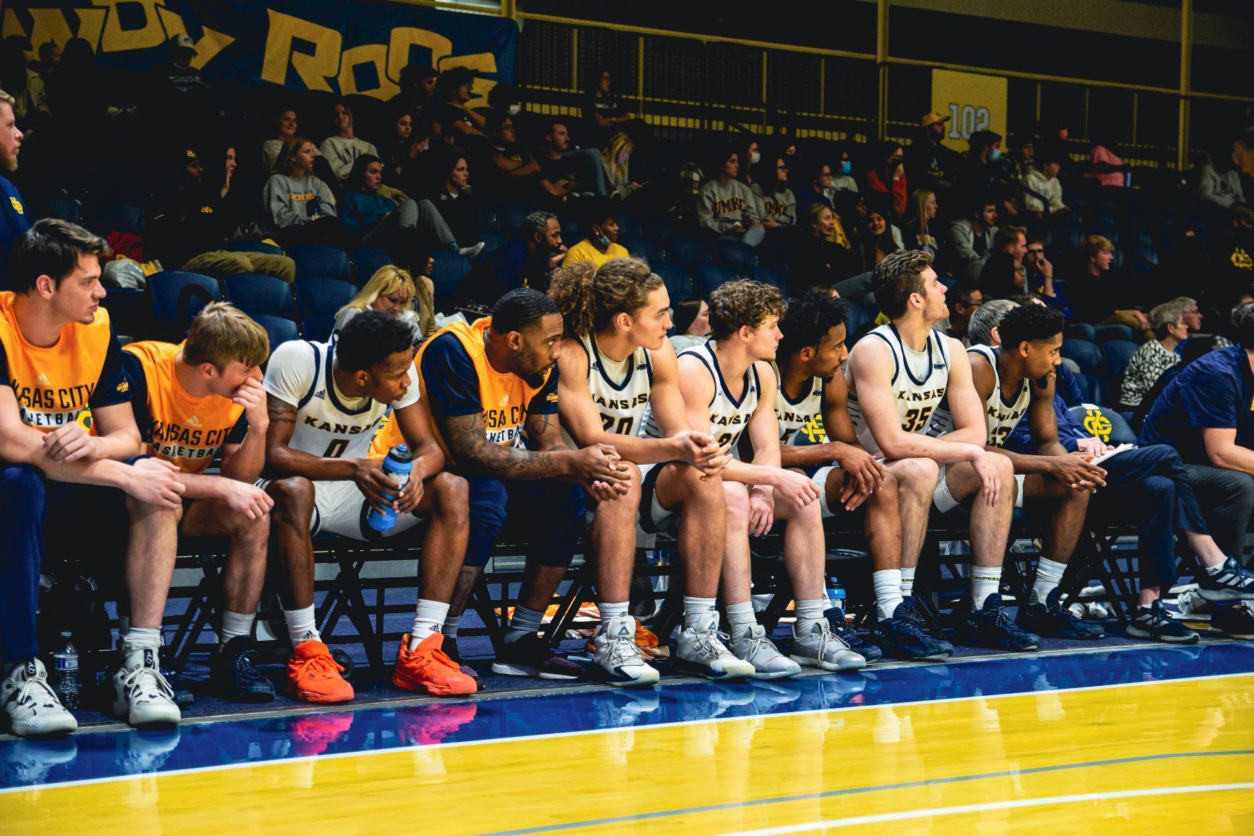 The Roos will look to secure second place in the Summit League with a win. (Julia Kapros/Roo News)