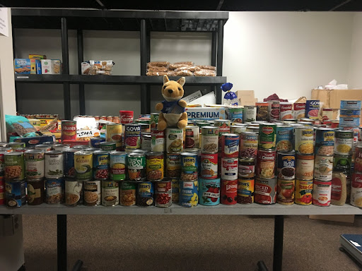 UMKCs+Kangaroo+Pantry+helps+supply+food+to+students+who+otherwise+may+go+without+a+meal.+