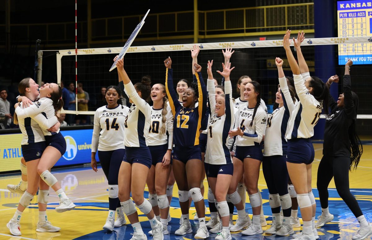 Volleyball Team Makes History by Sharing Title of Summit League Regular Season Champions