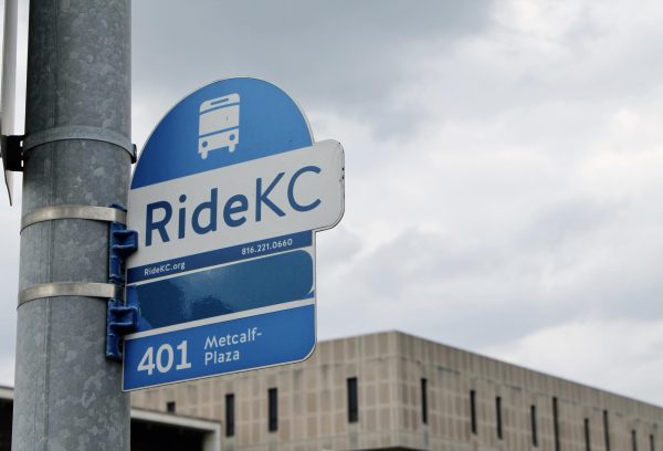Kansas City’s budget allocated millions to support zero-fare buses, but the pandemic disrupted funding plans. Now, the debate continues on whether to reinstate fares.