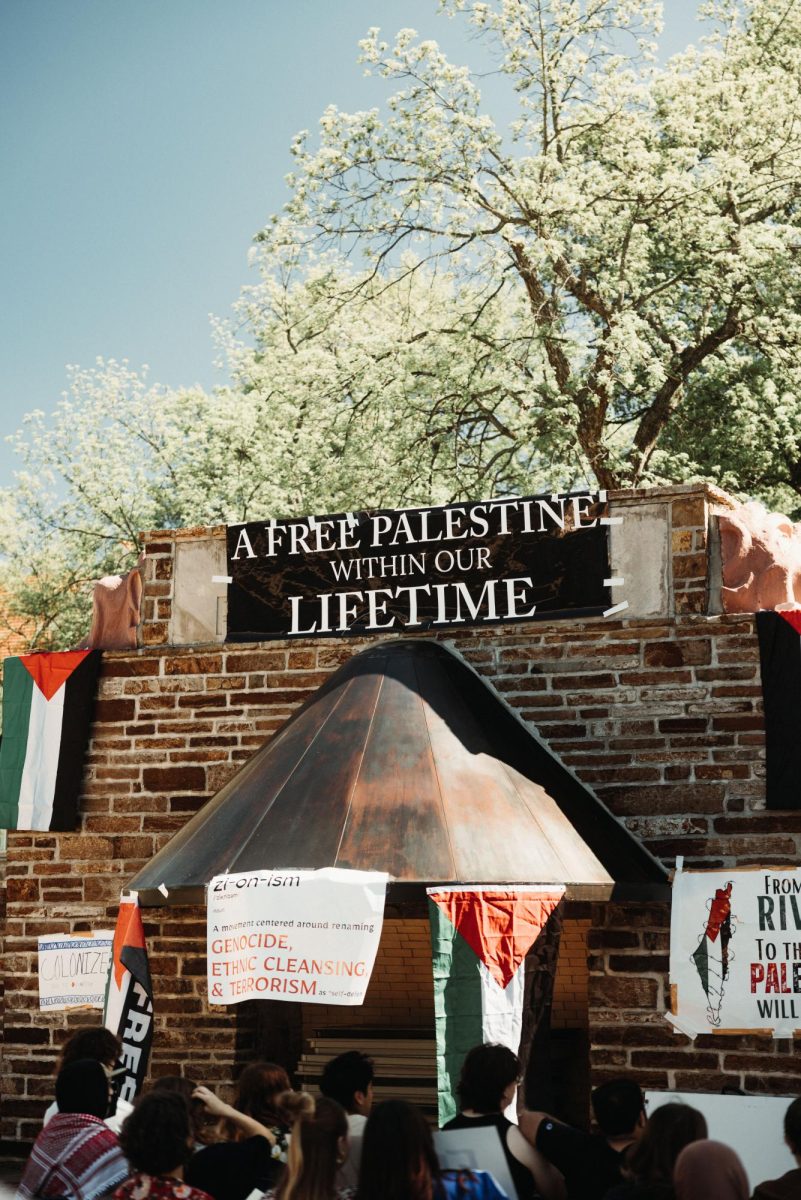 UMKC+Students+Create+Liberated+Zone+for+Pro-Palestine+Protests